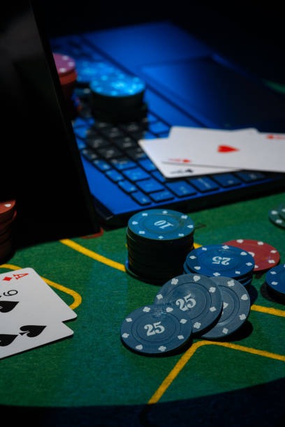 macauslot88 mobile app interface showing casino games and sports betting on Android and iOS